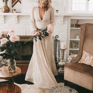 BHLDN × Belize Wedding Dress